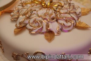 Wedding cake pictures and photos at real receptions