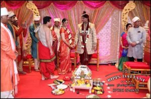 Tamil wedding photography anjali + priyank phera ritual